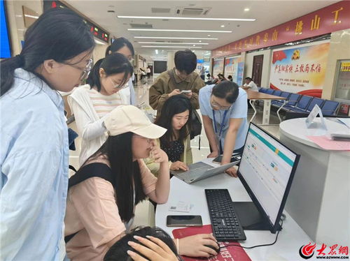 東平縣政務(wù)服務(wù)中心高效服務(wù)應(yīng)對(duì) 教師資格證認(rèn)定 高峰