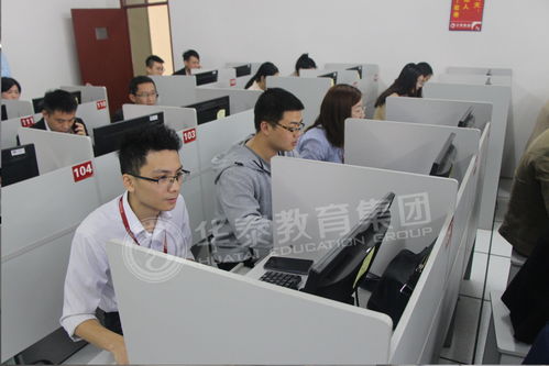 華泰教育 一站式服務(wù)，愛(ài)心護(hù)航自考學(xué)子教育夢(mèng)想